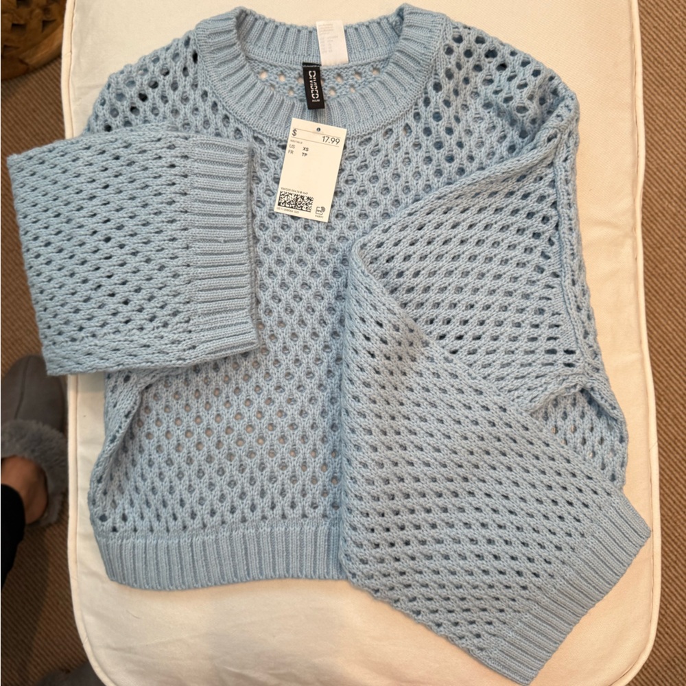 H&M Divided Sky Blue Textured Sweater